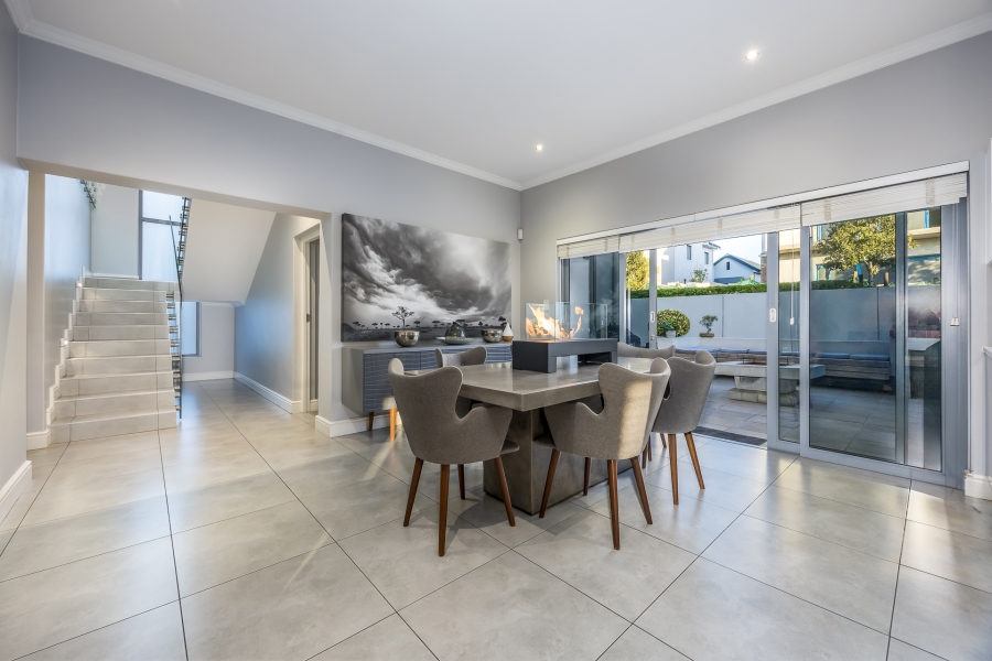 4 Bedroom Property for Sale in Graanendal Western Cape